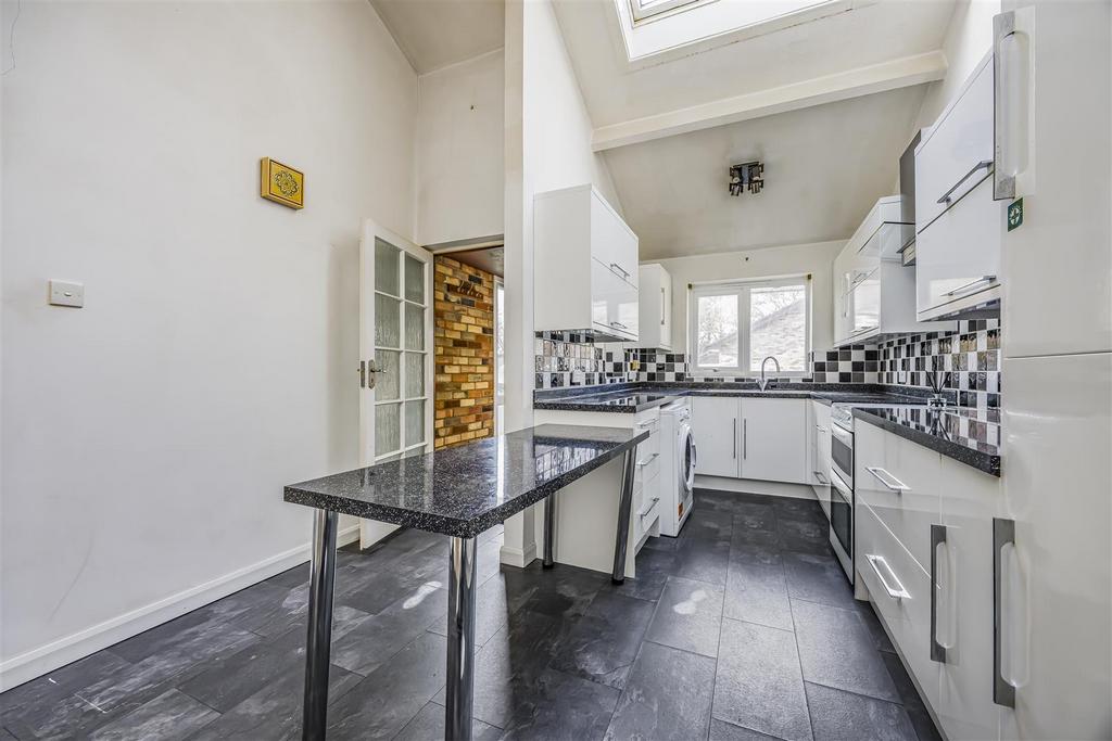 16 Brecon Close, New Milton-Portico Marketing-O'Har