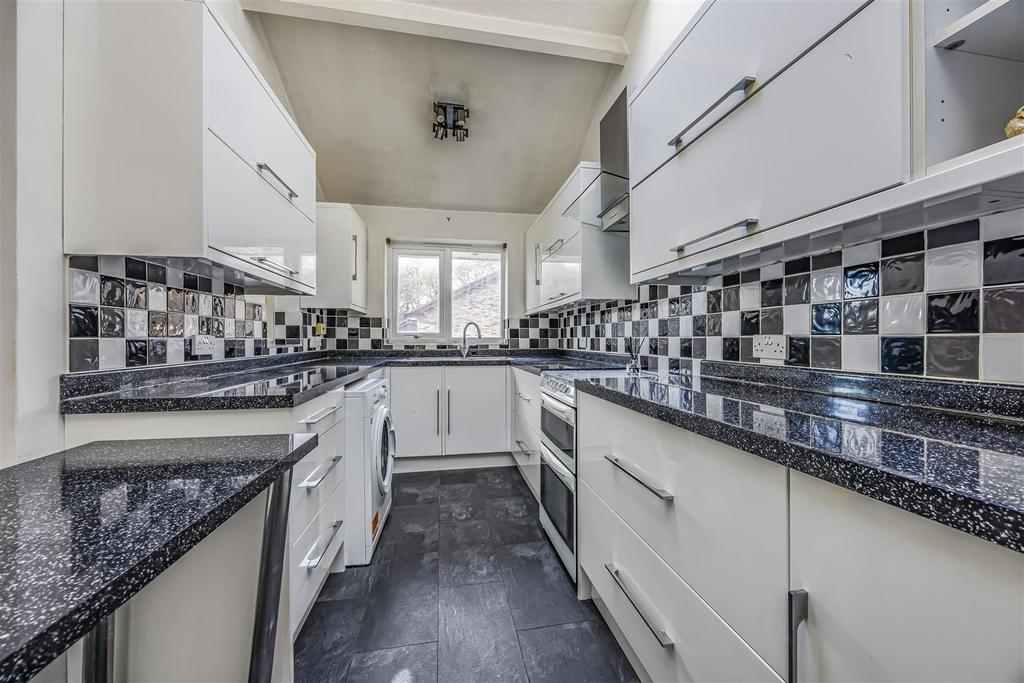16 Brecon Close, New Milton-Portico Marketing-O'Har