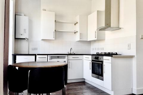1 bedroom apartment to rent, Flat B, 351 St. John Street, London, EC1V