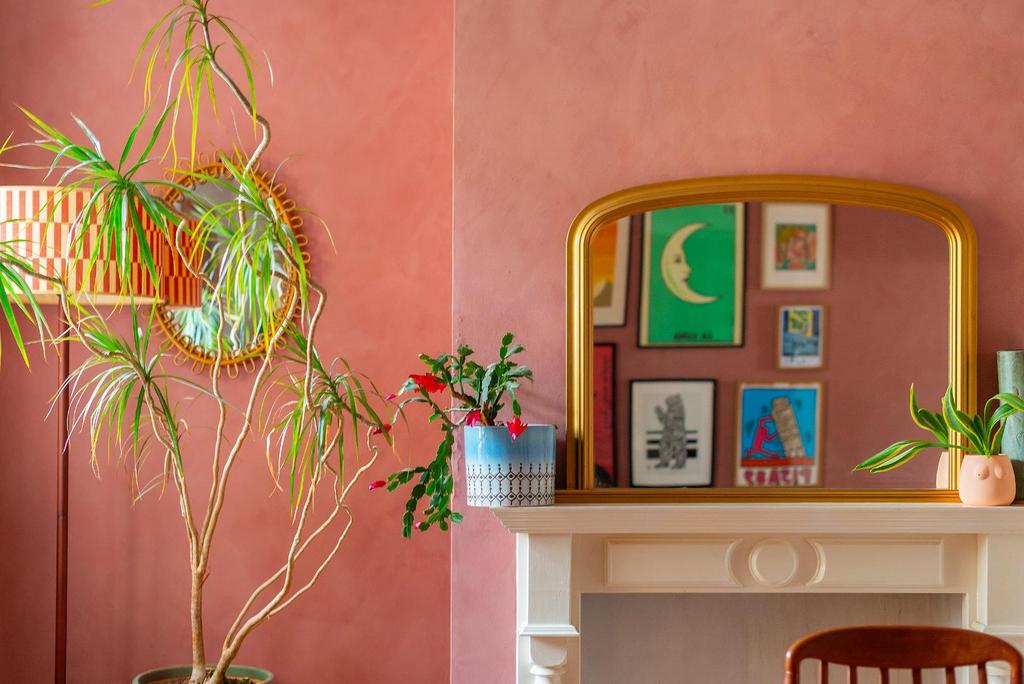 0 B9 RHD - Dining Room A.jpg