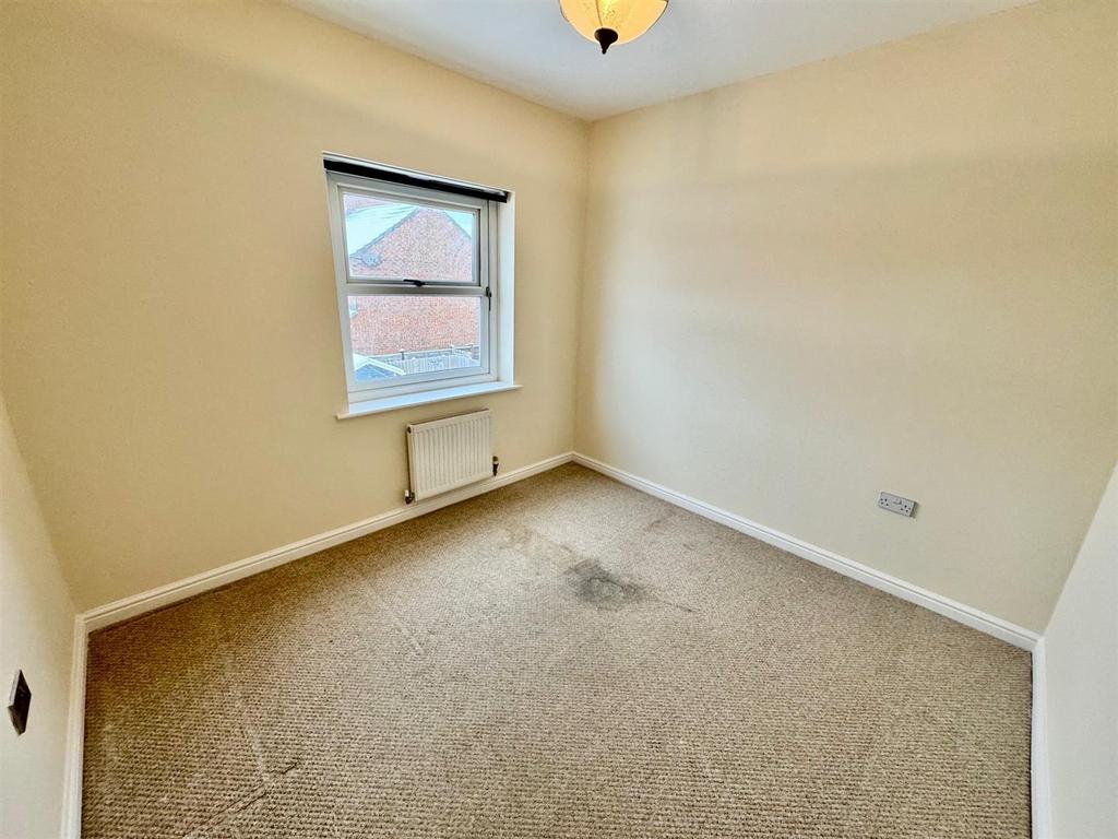 Bedroom 2.jpg