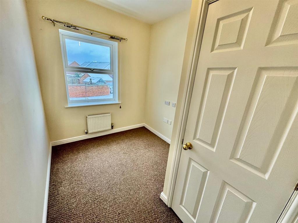 Bedroom 3.jpg
