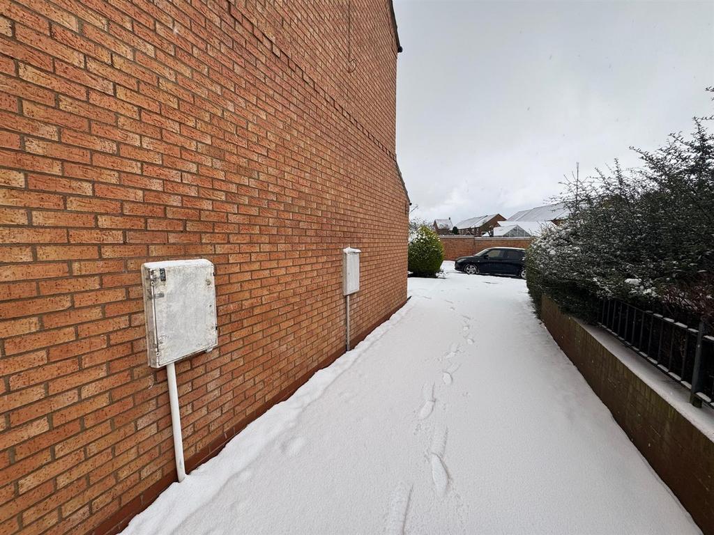 Driveway.jpg