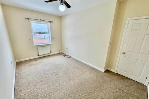 3 bedroom semi-detached house for sale, Constantine Crescent, Scarborough