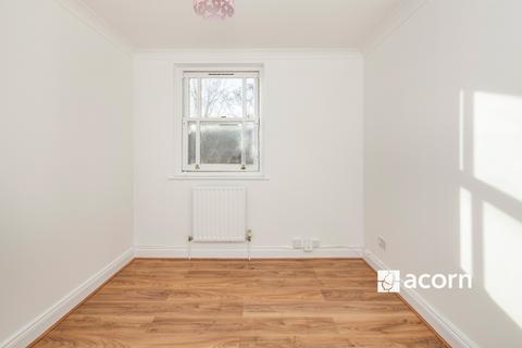 2 bedroom flat to rent, Lewisham Way Brockley SE4