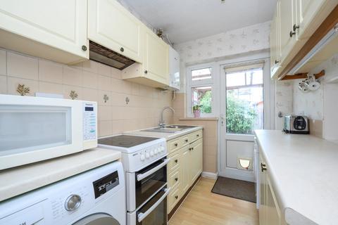 3 bedroom semi-detached house for sale, Fairfax Close, Walton-on-Thames, KT12