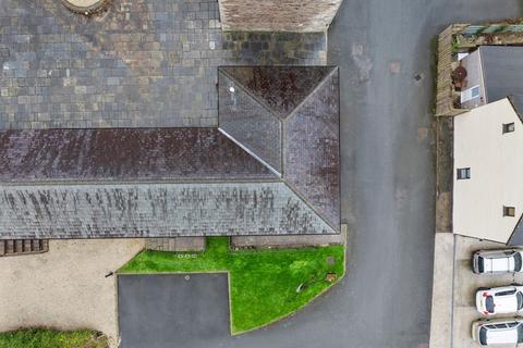 2 bedroom house to rent, Ballahowin Courtyard, St Marks IM9