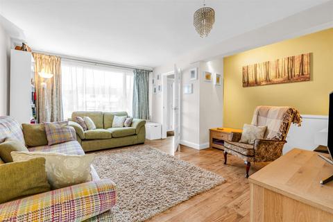 undefined, Brookside, Hertford SG13
