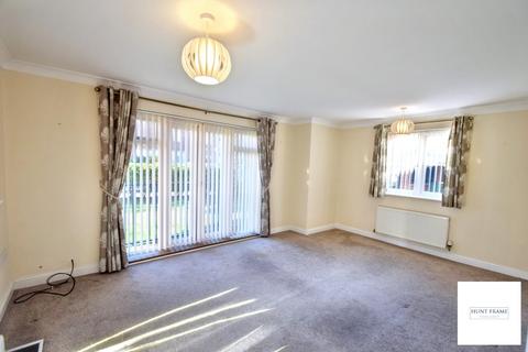 2 bedroom flat for sale, Santa Cruz Drive, Eastbourne BN23