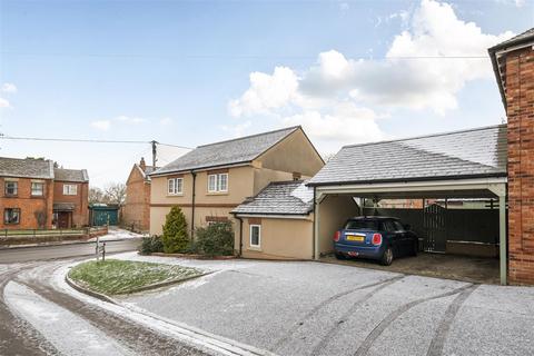 High Street, Rowde, SN10