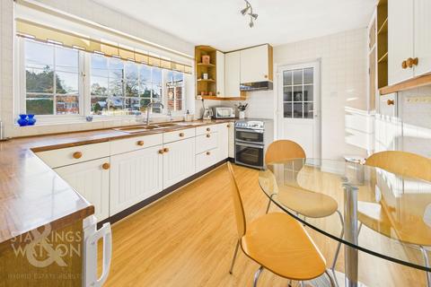 3 bedroom detached bungalow for sale, Rectory Lane, Poringland, Norwich