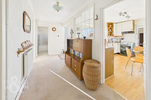 3 bedroom detached bungalow for sale, Rectory Lane, Poringland, Norwich
