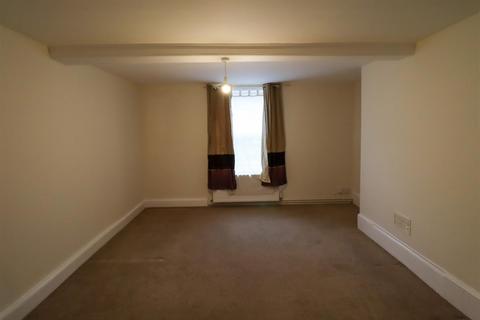 3 bedroom ground floor flat to rent, Station Road, Ely CB7