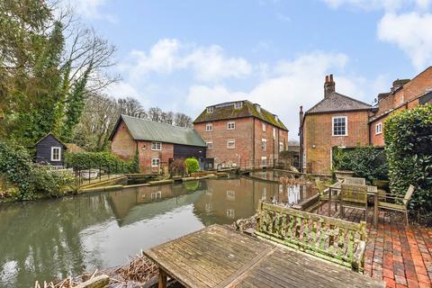 undefined, Mill Lane, Wickham