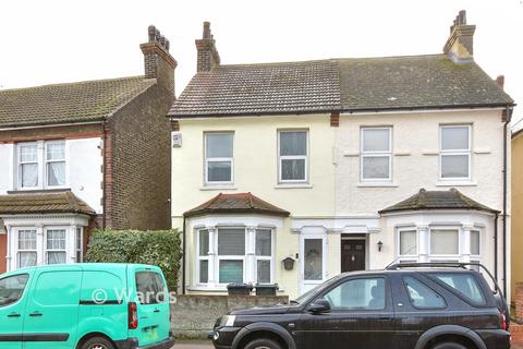Milton Road, Swanscombe DA10