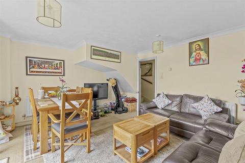 2 bedroom semi-detached house for sale, Totteridge Road, High Wycombe HP13
