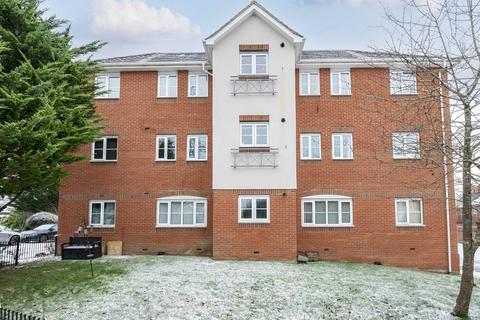 1 bedroom flat for sale, Hook,  Hampshire,  RG27