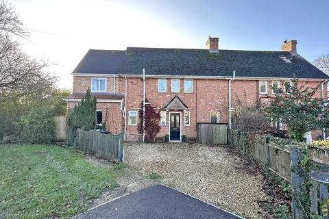 Station Road, Sway, Lymington, Hampshire, SO41