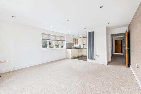 undefined, Queens Court, Hitchin SG5