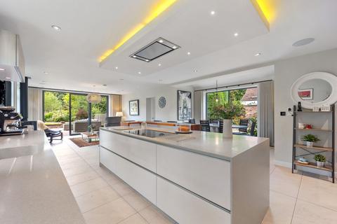 undefined, Tarvin Road, Littleton, CH3
