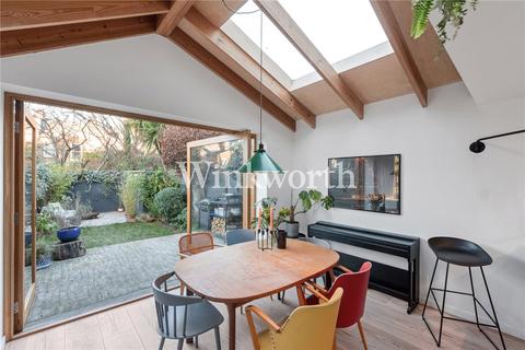 3 bedroom terraced house for sale, Carlingford Road, London, N15
