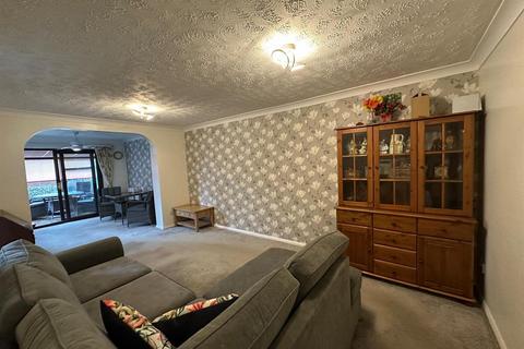 2 bedroom semi-detached bungalow for sale, Semer Close, Stowmarket IP14