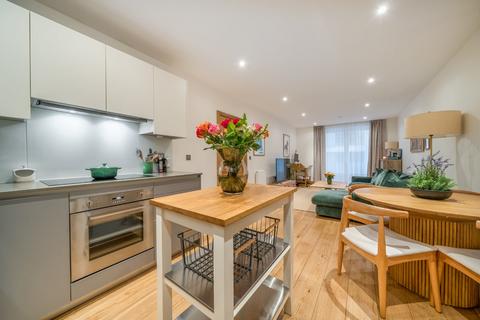 2 bedroom flat for sale, Sclater Street, Shoreditch, London, E1
