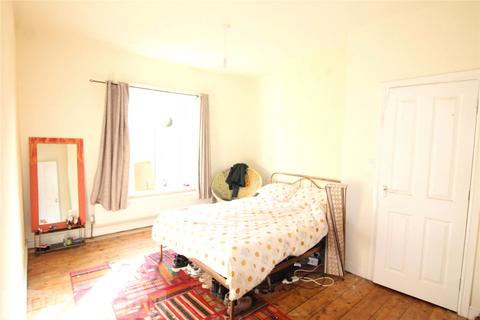 2 bedroom terraced house for sale, Longwood Road, Longwood, Huddersfield, West Yorkshire, HD3