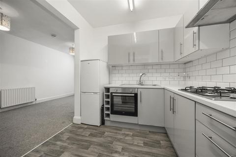 2 bedroom flat to rent, Goldstone Villas, Hove