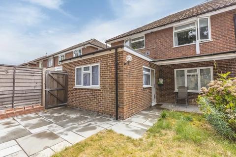 undefined, Pennylets Green, Stoke Poges SL2
