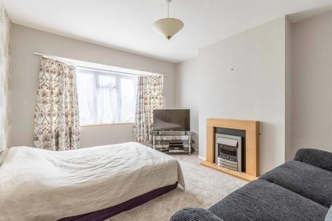 undefined, Pennylets Green, Stoke Poges SL2
