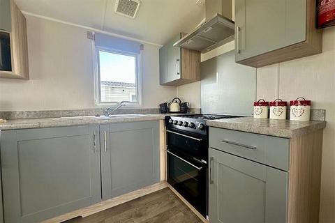 3 bedroom park home for sale, Tattershall Lakes Country Park