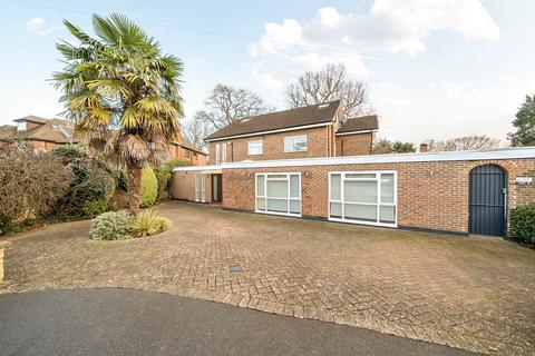 Dearne Close, Stanmore, Middlesex