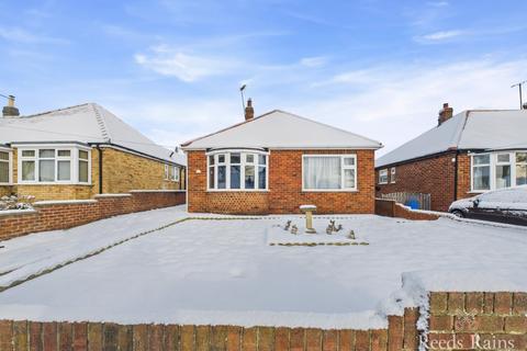 2 bedroom bungalow for sale, Hustler Road, East Yorkshire YO16