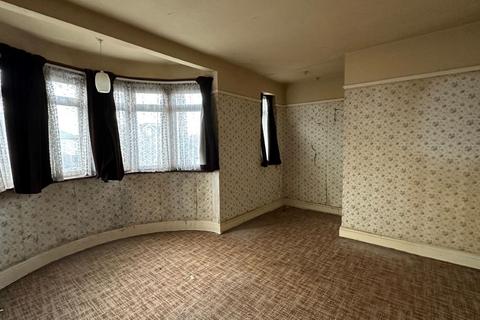 3 bedroom end of terrace house for sale, 1 Shaldon Drive, Ruislip, Middlesex, HA4 0UJ