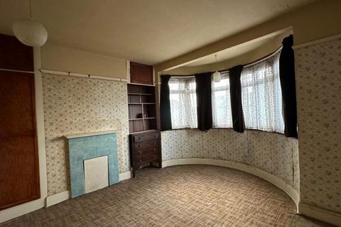 3 bedroom end of terrace house for sale, 1 Shaldon Drive, Ruislip, Middlesex, HA4 0UJ