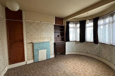 3 bedroom end of terrace house for sale, 1 Shaldon Drive, Ruislip, Middlesex, HA4 0UJ