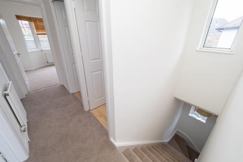 2 bedroom apartment to rent, Grove Close, Kingston upon Thames KT1