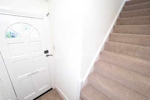 2 bedroom apartment to rent, Grove Close, Kingston upon Thames KT1