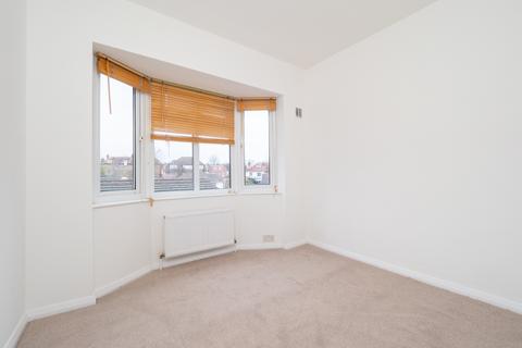 undefined, Grove Close, Kingston upon Thames KT1