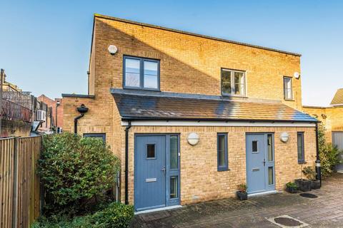 undefined, Clifden Road, Twickenham TW1