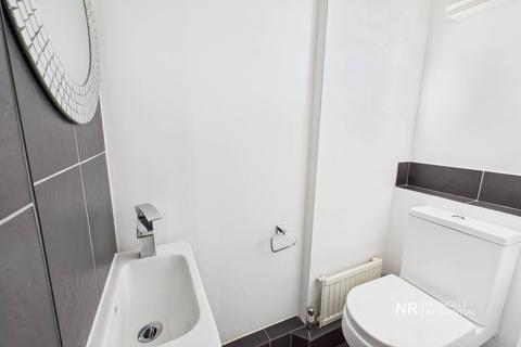 2 bedroom terraced house for sale, Hook Road, Chessington, Surrey, KT9
