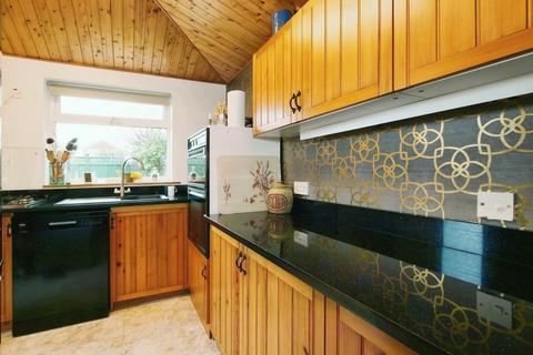 3 bedroom detached house for sale, Troutsdale Avenue, North Yorkshire YO30