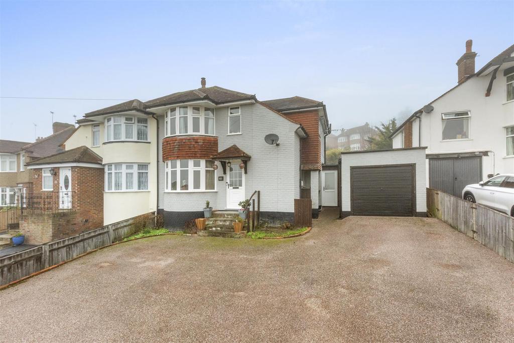 61 Southfield Rd, HP13 5 JZ-15.jpg