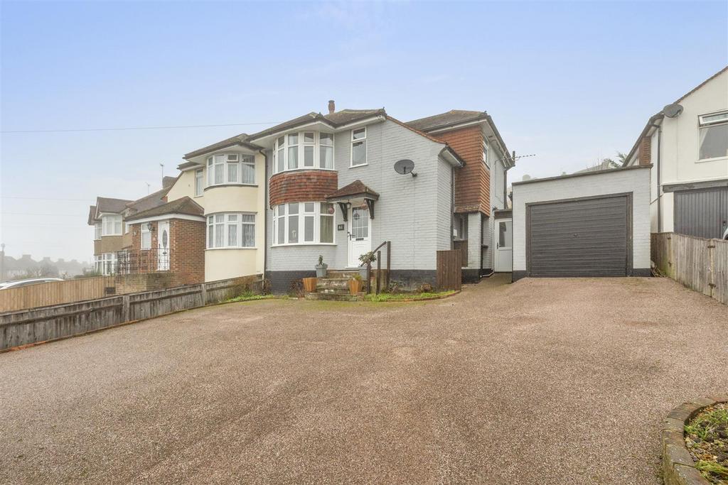 61 Southfield Rd, HP13 5 JZ-14.jpg