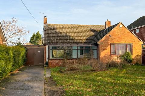 3 bedroom detached bungalow for sale, Hauxton Road, Little Shelford, Cambridge