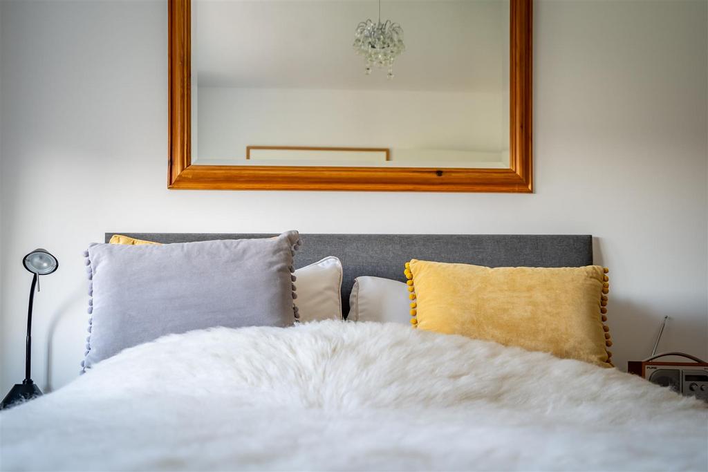Bedroom .jpg