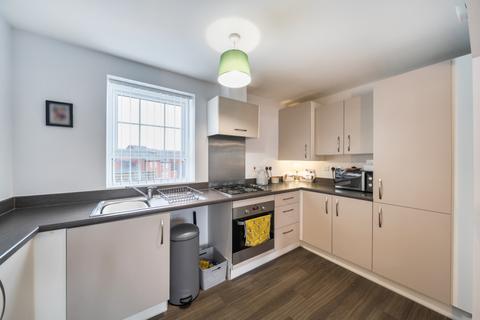 2 bedroom flat for sale, 18 Penrhyn Way, Grantham, Lincolnshire, NG31