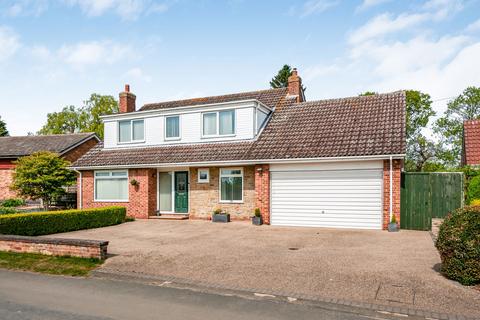 4 bedroom detached house for sale, Thorpe , Driffield YO25