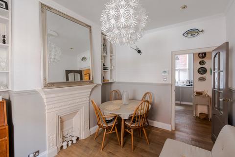 2 bedroom apartment for sale, Cleveland Street, London W1T